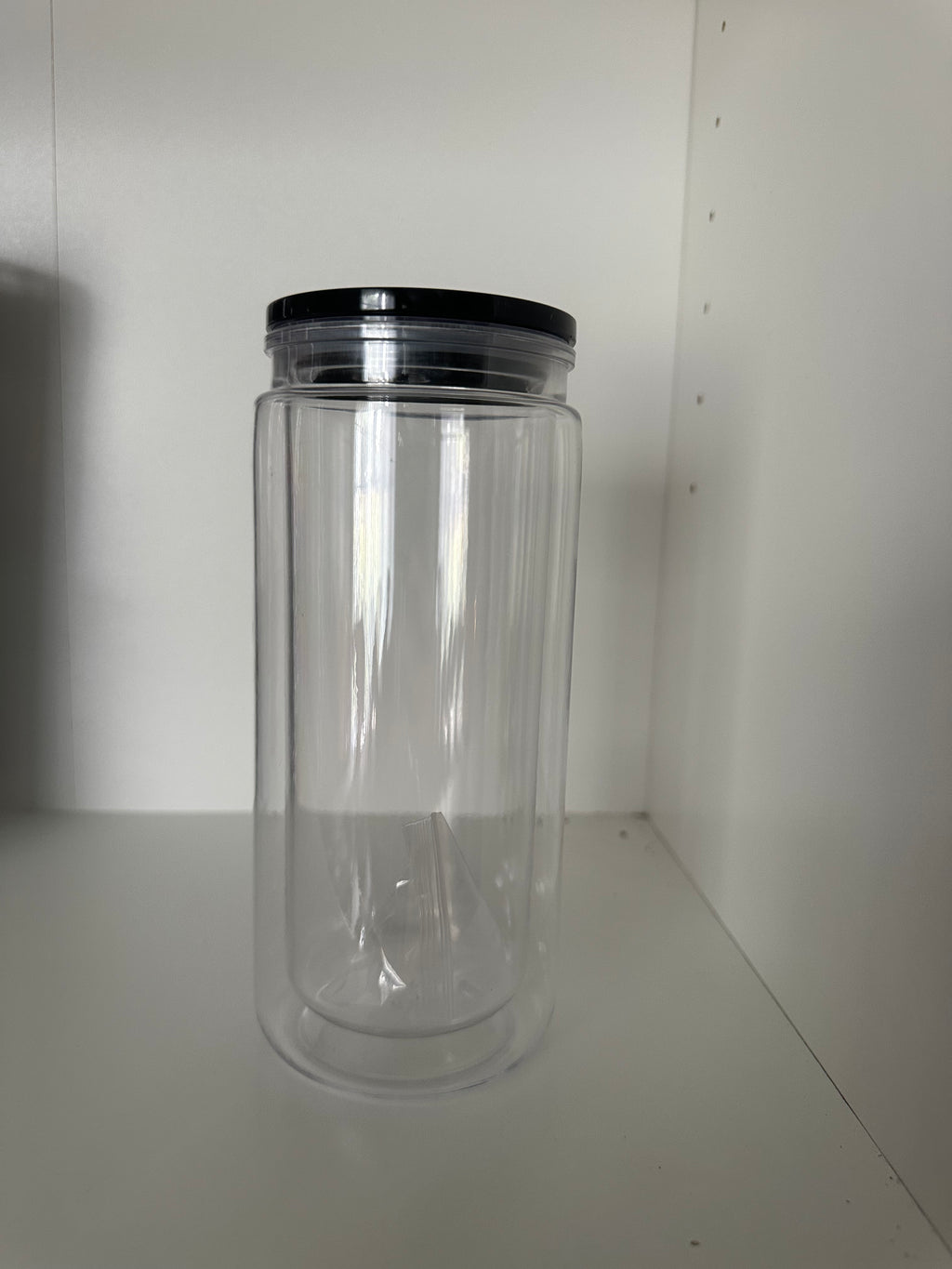 16oz Acrylic SnowGlobe with Black Lid
